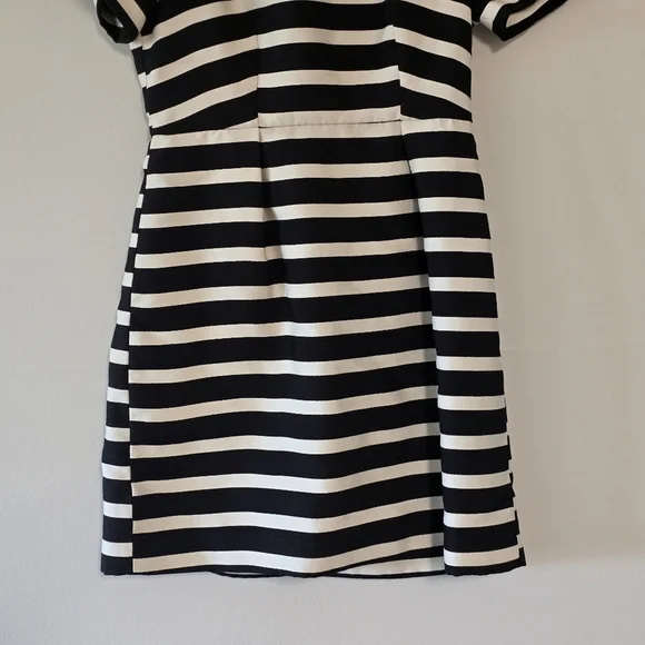 H&M stripes short sleeves mini dress color black and white - Picture 2 of 7